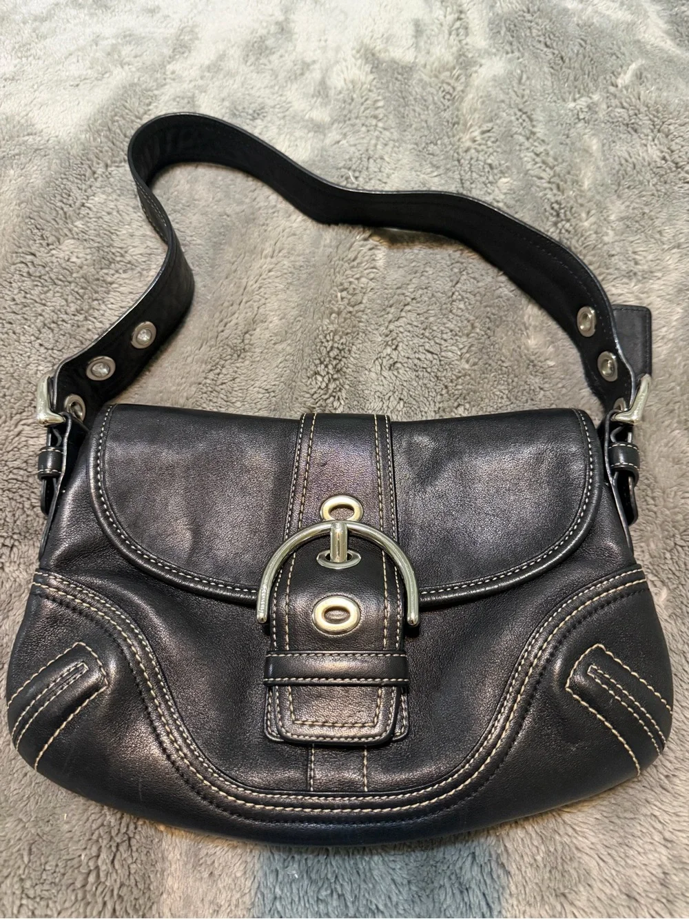Coach vintage leather mini soho soho